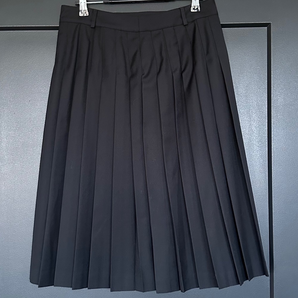 🖤✨ NWT The Kooples Button-Embellished Pleated Wool Midi Skirt | $435 RETAIL! - Picture 7 of 10